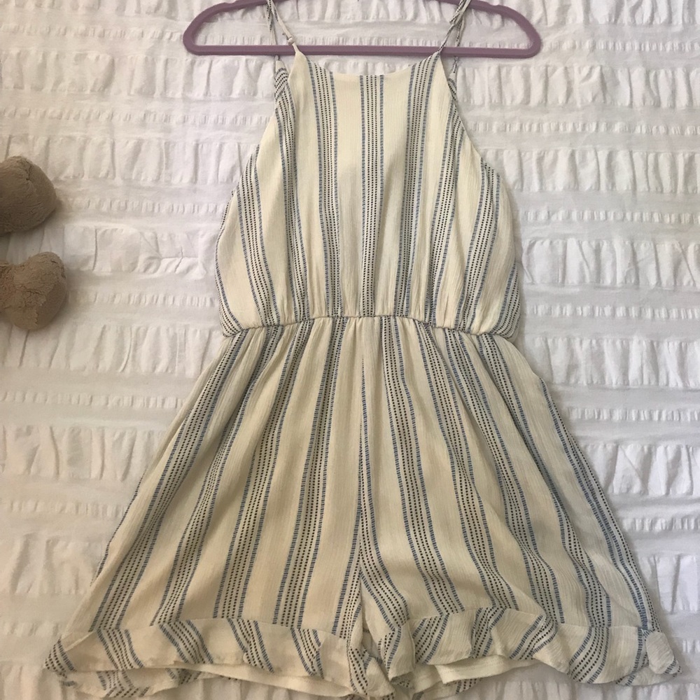 Ivy & Leo Romper! Never Worn - Size Large!